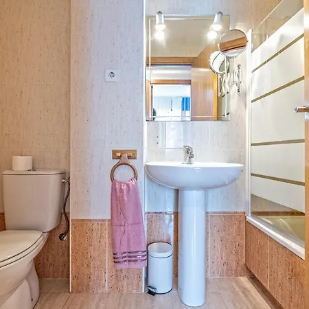 Apartment Calido Con Piscina En Barcelona Ripollet