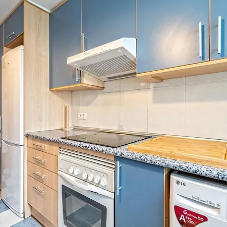 Calido Con Piscina En Barcelona * Ripollet