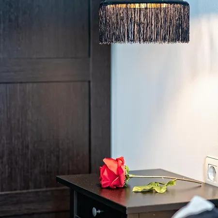 Apartment Calido Con Piscina En Barcelona